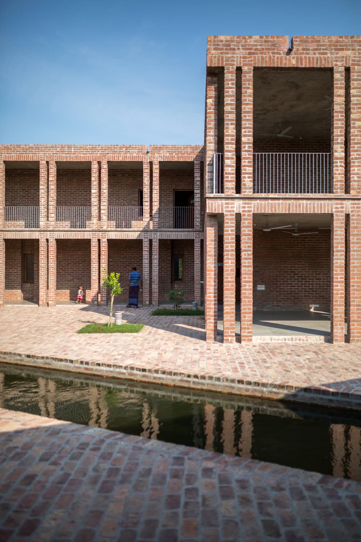 Friendship Hospital Satkhira, Shyamnagar, Bangladesh. 2011–2020. Photo: Asif Salman / URBANA