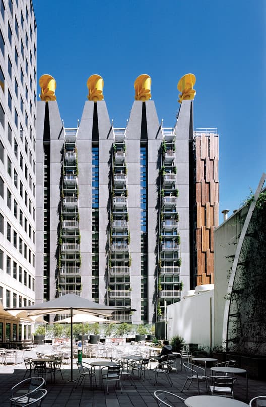 Council House 2, Melbourne, Australia. 2001–2010. Photo: Dianna Snape